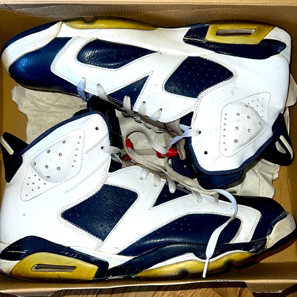 Olympic Air Jordan retro 6 sz 14 white/midnight navy/varsity red